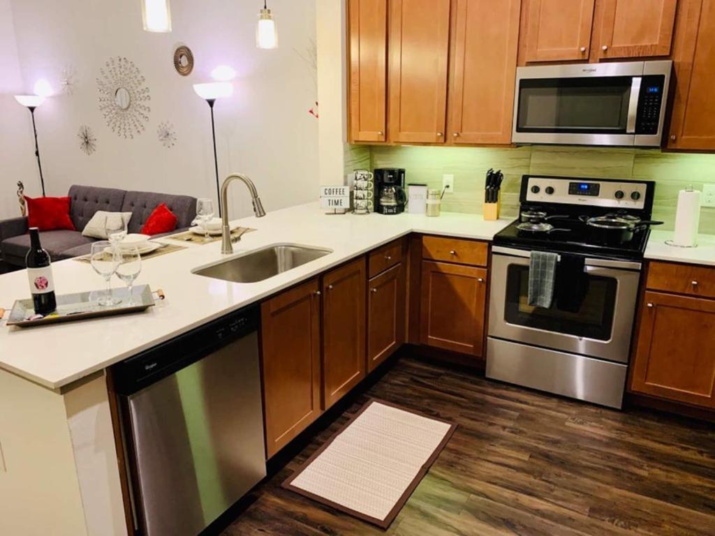 Downtown Apt Free Parking - Pool - Gym - Fully Kitchen Хьюстон Экстерьер фото