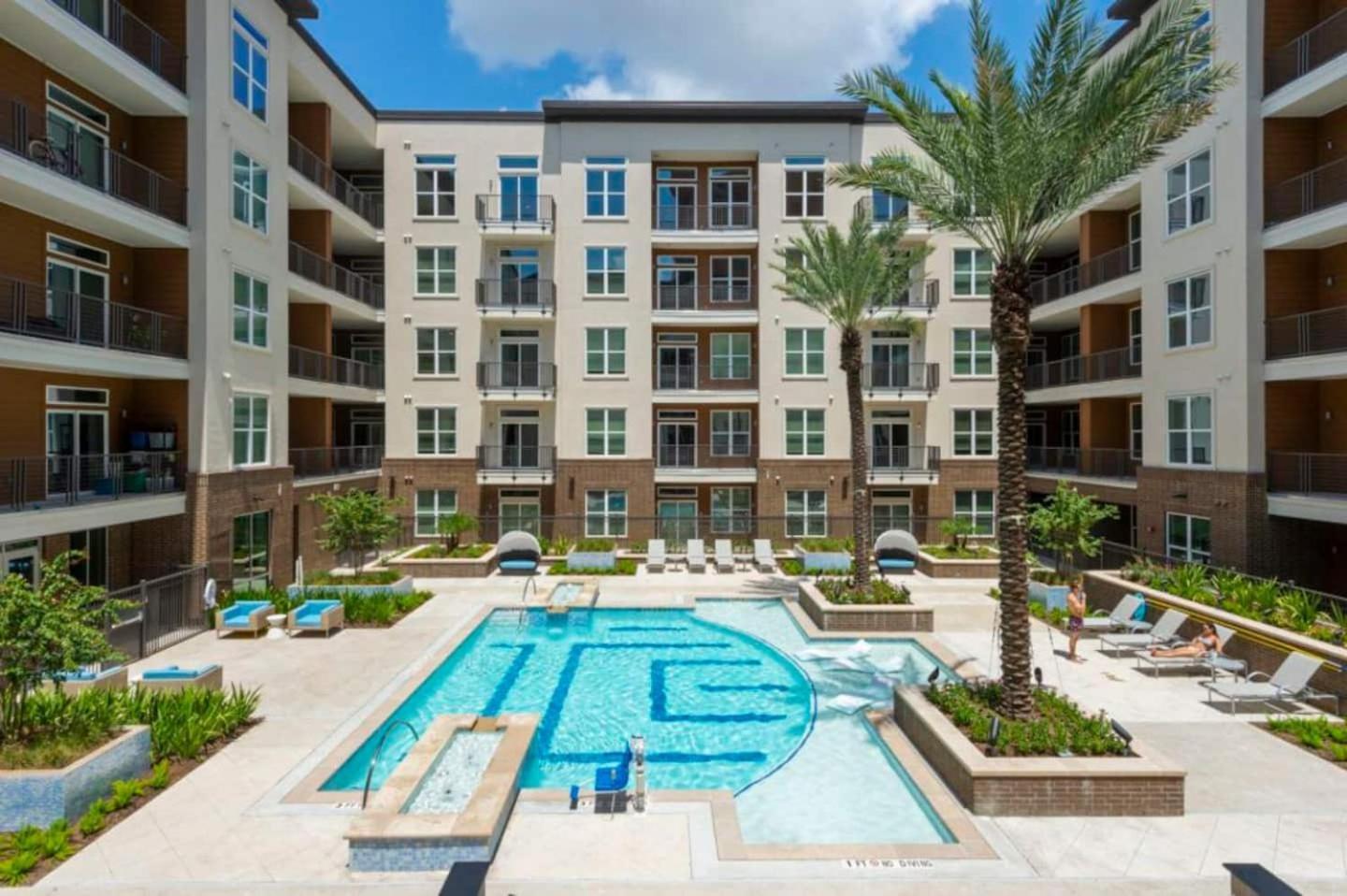 Downtown Apt Free Parking - Pool - Gym - Fully Kitchen Хьюстон Экстерьер фото